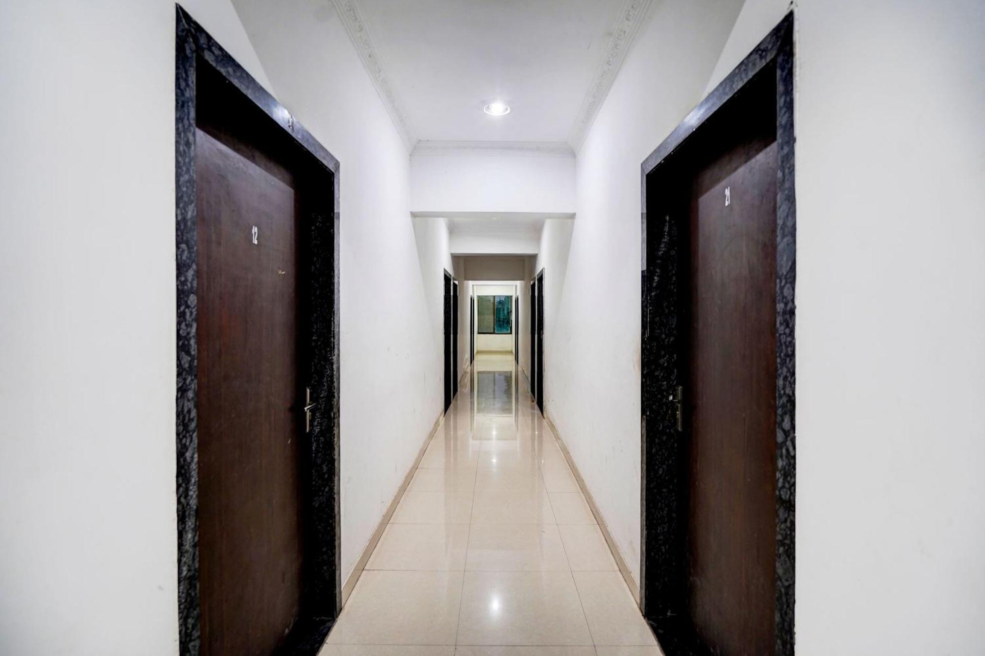 Hotel O Shree Ji Resort Ghatiaoli Esterno foto